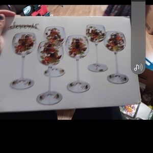 Floral Wine Glass Set